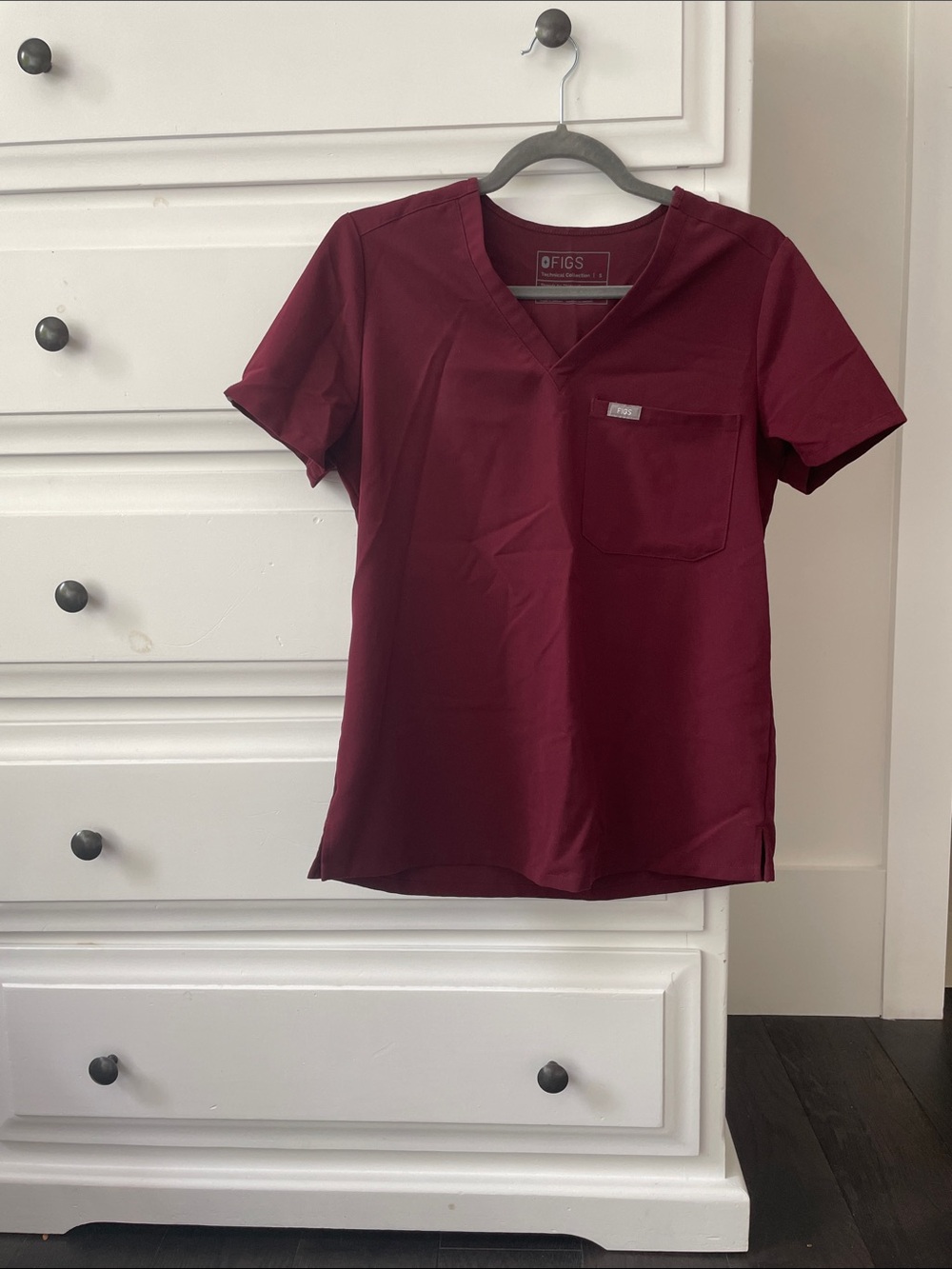 FIGS Women's Catarina Scrub Top in Burgundy